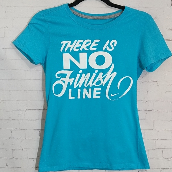 Nike Tops - NIKE Slim Fit "No Finish Line" Shirt